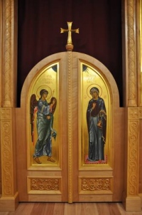 В праздник Рождества Христова Божественная литургия во всех храмах Русской Православной Церкви будет совершаться с открытыми царскими вратами