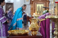 Правящий архиерей совершил чин умовения ног в кафедральном соборе Хабаровска