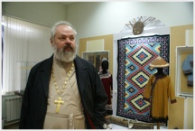 Посещение архиепископом Бориспольским Антонием исторического селения Сикачи-Алян и Свято-Троицкого прихода п. Троицкое (4 октября 2010 года)