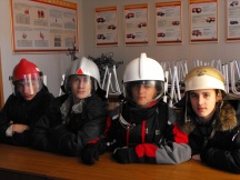Воспитанники РЦДП "Ратник" посетили учебный центр МЧС