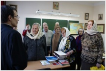 Экскурсия для ветеранов ВОВ в Хабаровской семинарии ( 25 ноября 2009 года)